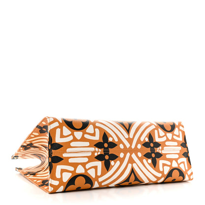 Louis Vuitton Monogram Giant Crafty Onthego GM Crème Caramel 4 of 9