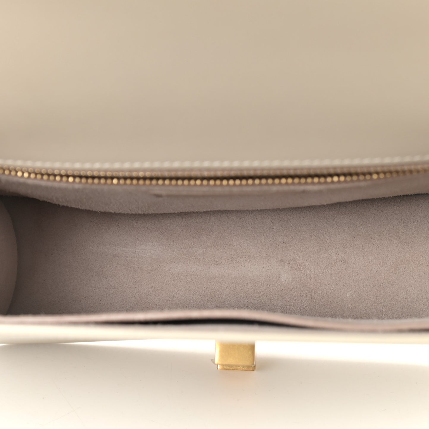 Smooth Calfskin Carre Satchel Blanc Vintage