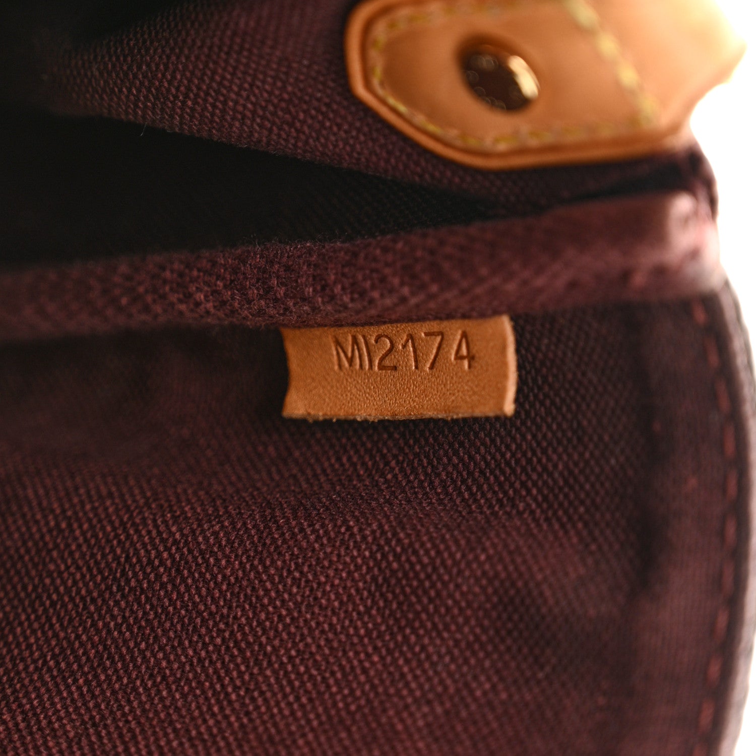 Louis Vuitton Monogram Favorite MM 7 of 10