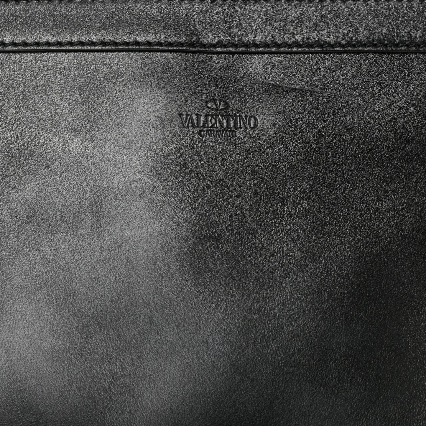 Vitello Lovestud Shoulder Bag Black