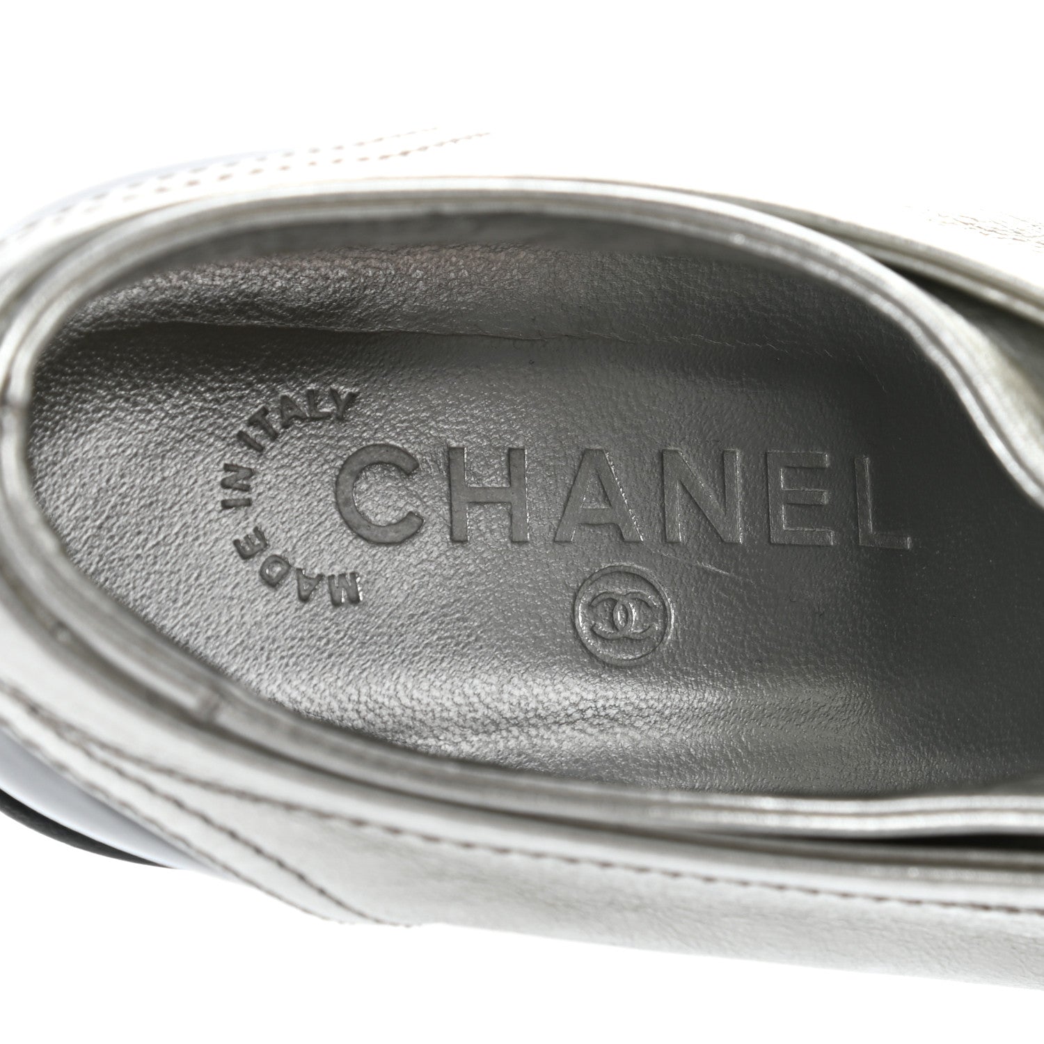 Chanel Metallic Lambskin Patent Cap Toe CC Sneakers 38.5 Silver Black 7 of 13