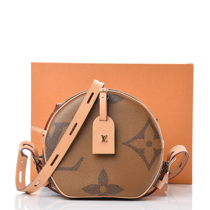 Louis Vuitton Reverse Monogram Giant Boite Chapeau Souple 11 of 11