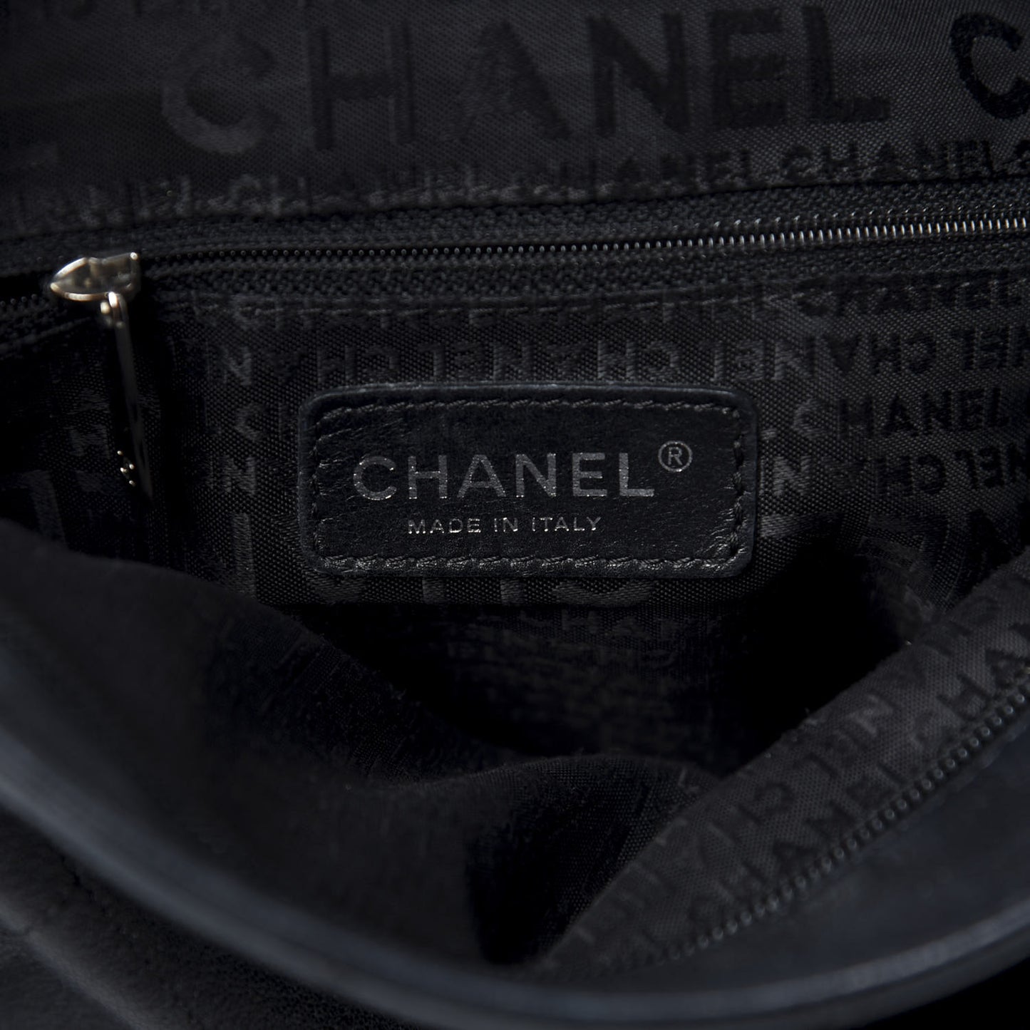 Lambskin Stitched Medium Ultimate Soft Tote Black