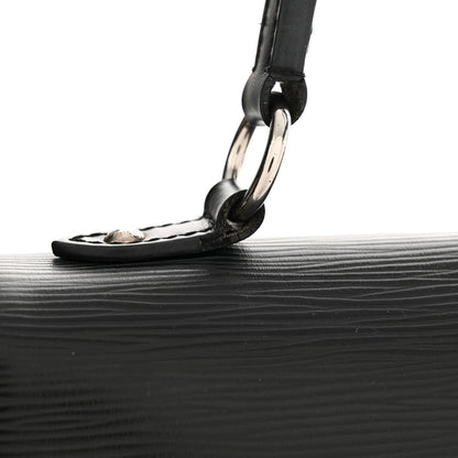 Louis Vuitton Epi Cluny MM Black 15 of 17