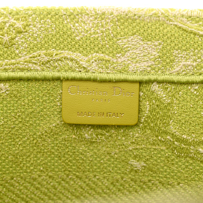 Christian Dior Canvas Embroidered Medium Dioriviera Toile De Jouy Book Tote D-Lite Green 6 of 16