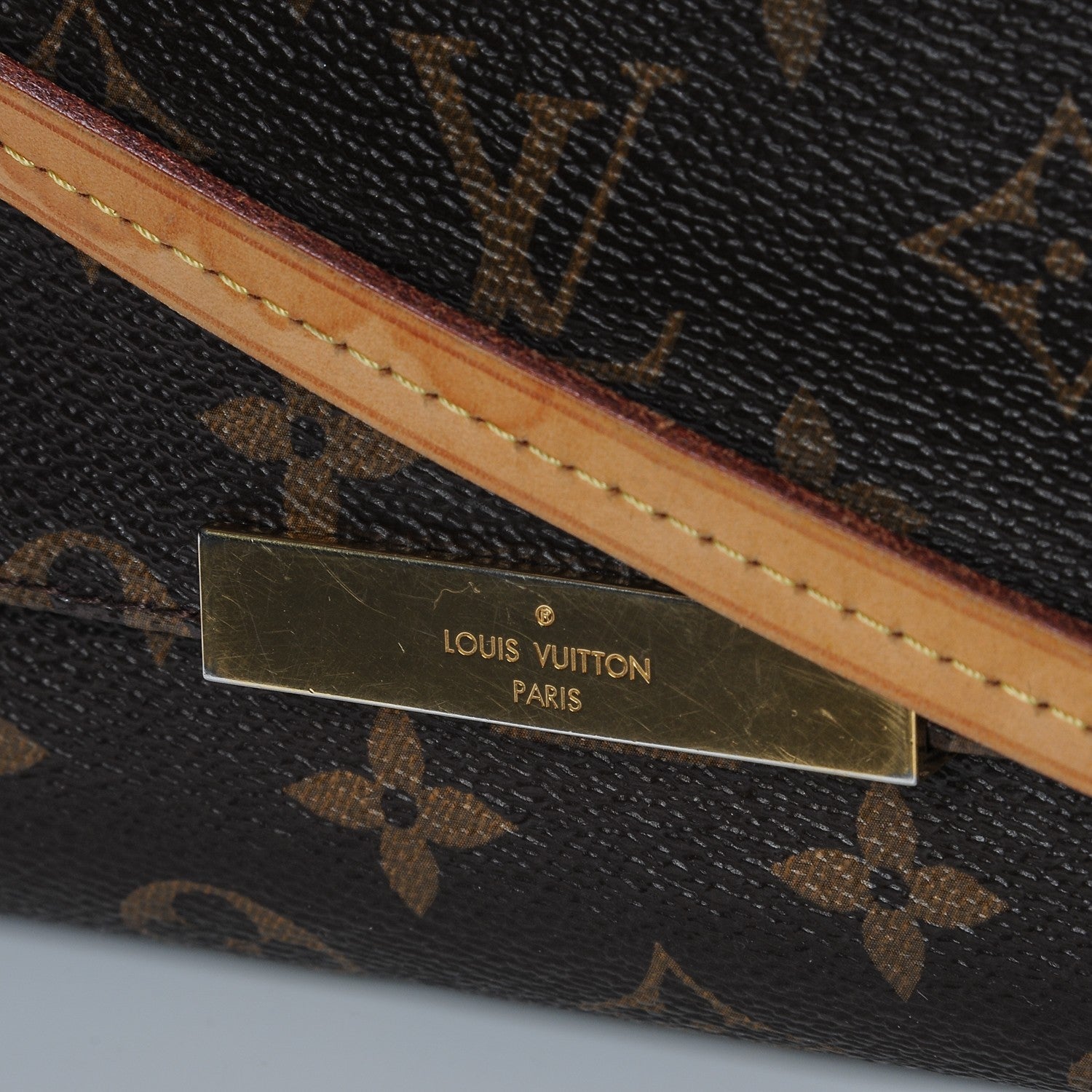 Louis Vuitton Monogram Favorite MM 7 of 7