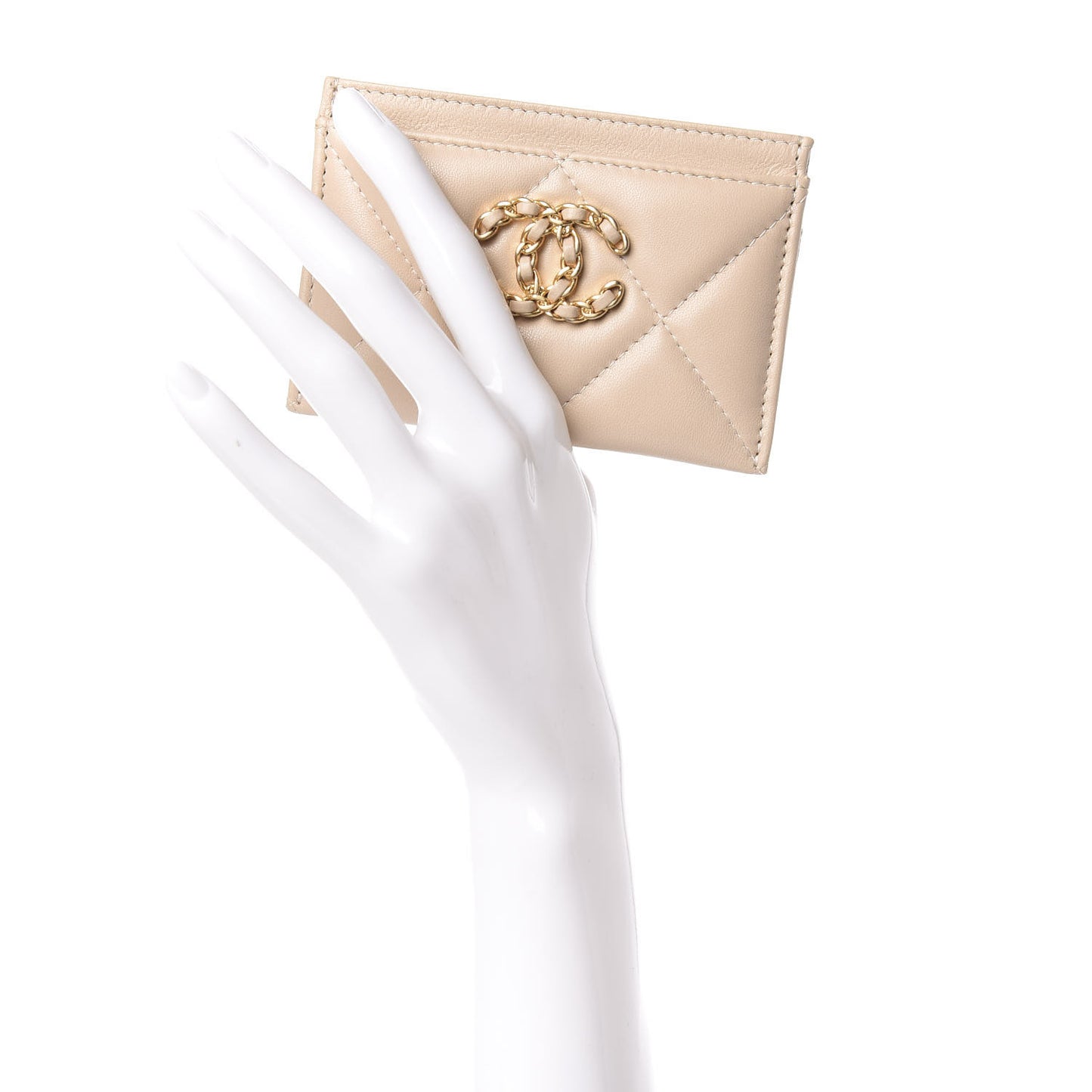 Shiny Goatskin Quilted Chanel 19 Card Holder Beige