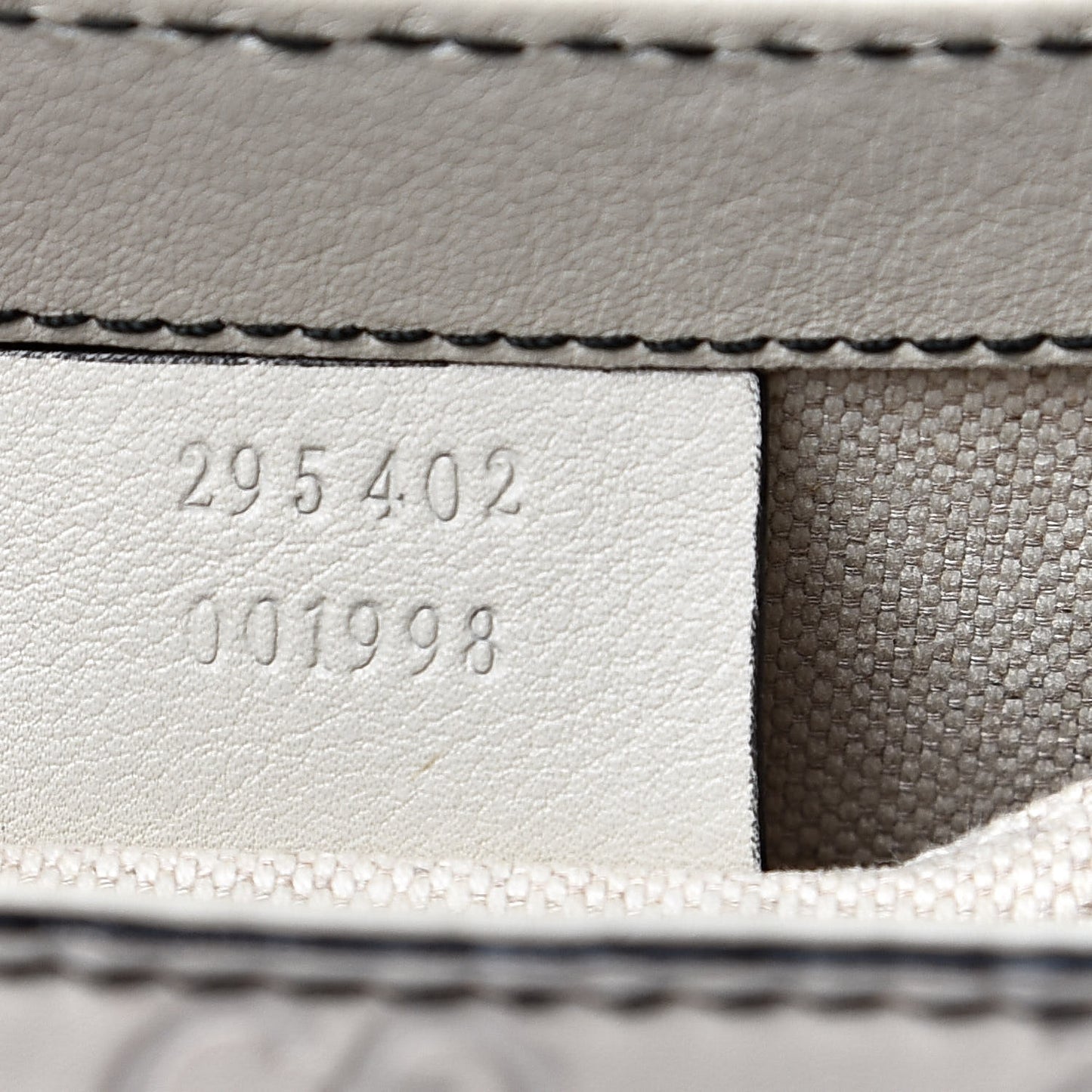 Guccissima Signature Medium Emily Chain Shoulder Bag Mystic White