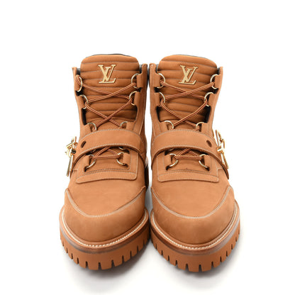 Louis Vuitton Suede Calfskin Monogram Mens Creeper Ankle Boots 9.5 Beige 2 of 11