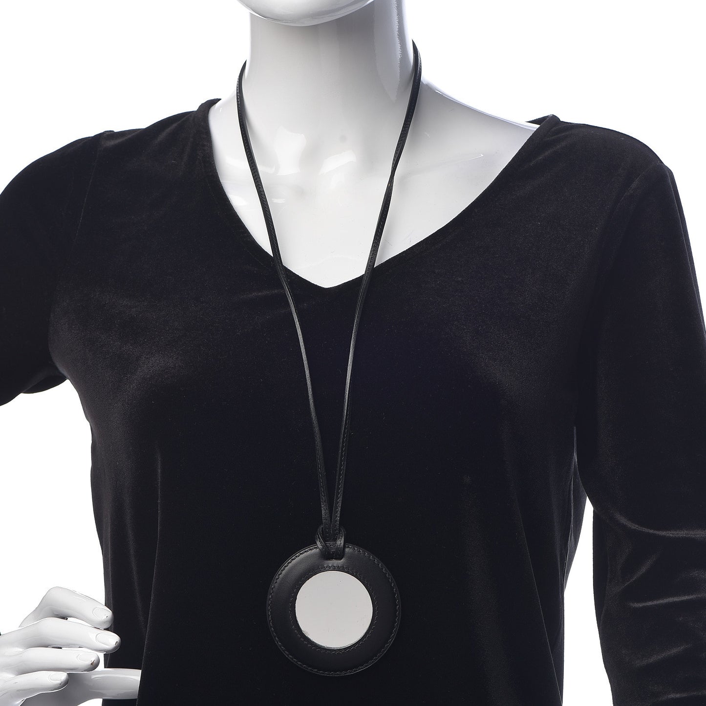 Chamonix Mirror Pendant Necklace Black