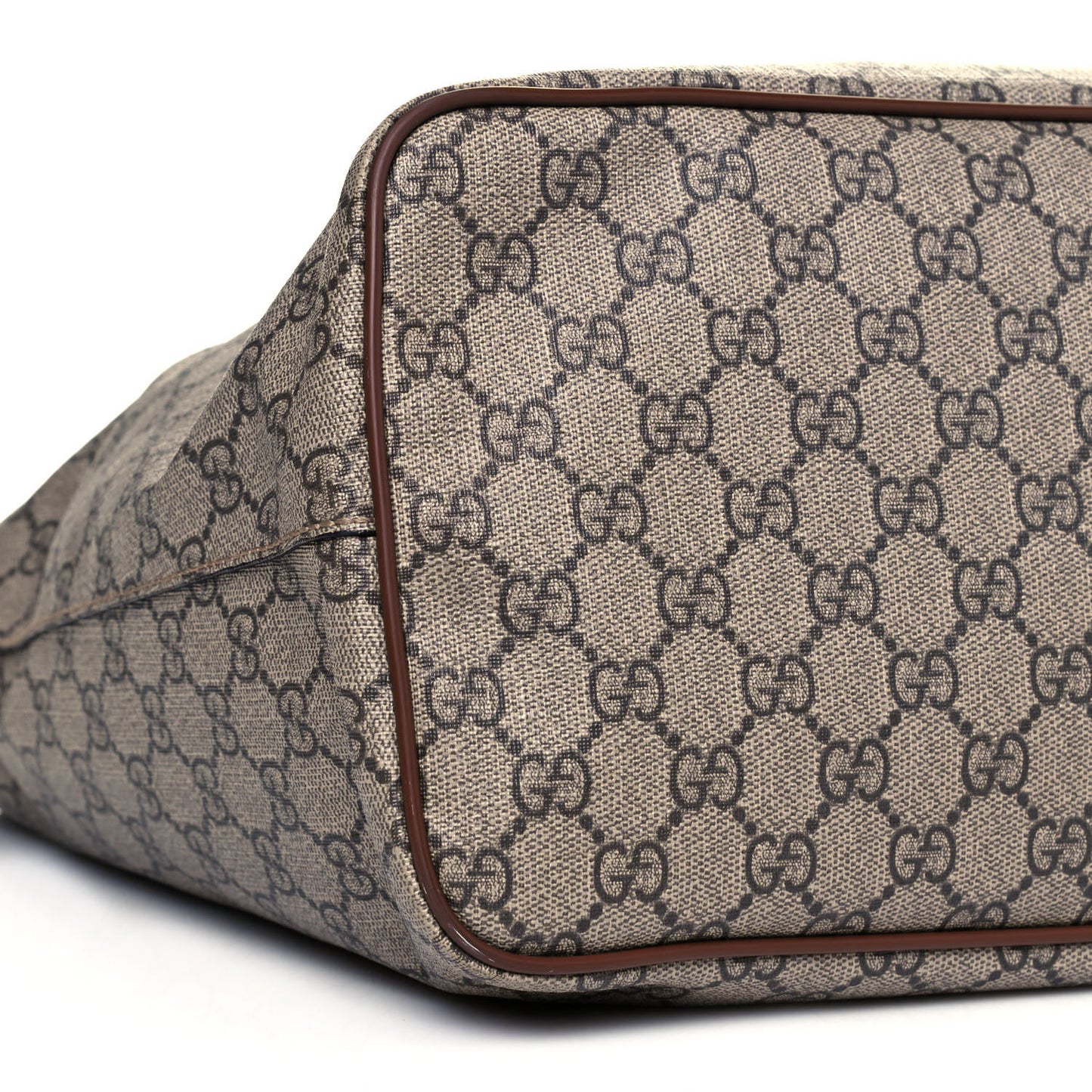 Soft GG Supreme Monogram Medium Crossbody Tote Beige Cuir