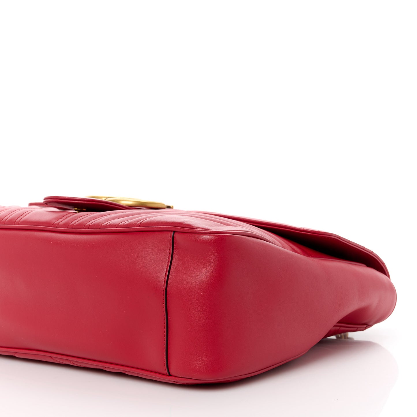 Calfskin Matelasse Large GG Marmont Shoulder Bag Hibiscus Red