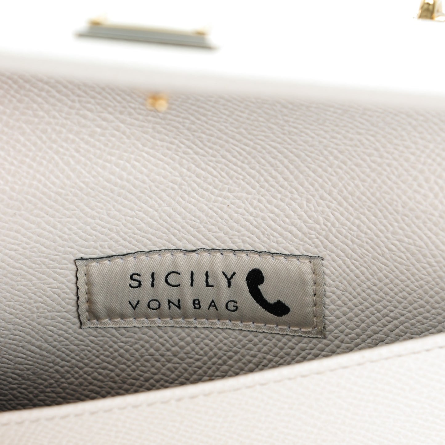 Dauphine Gloss Chain Strap Phone Bag Bianco
