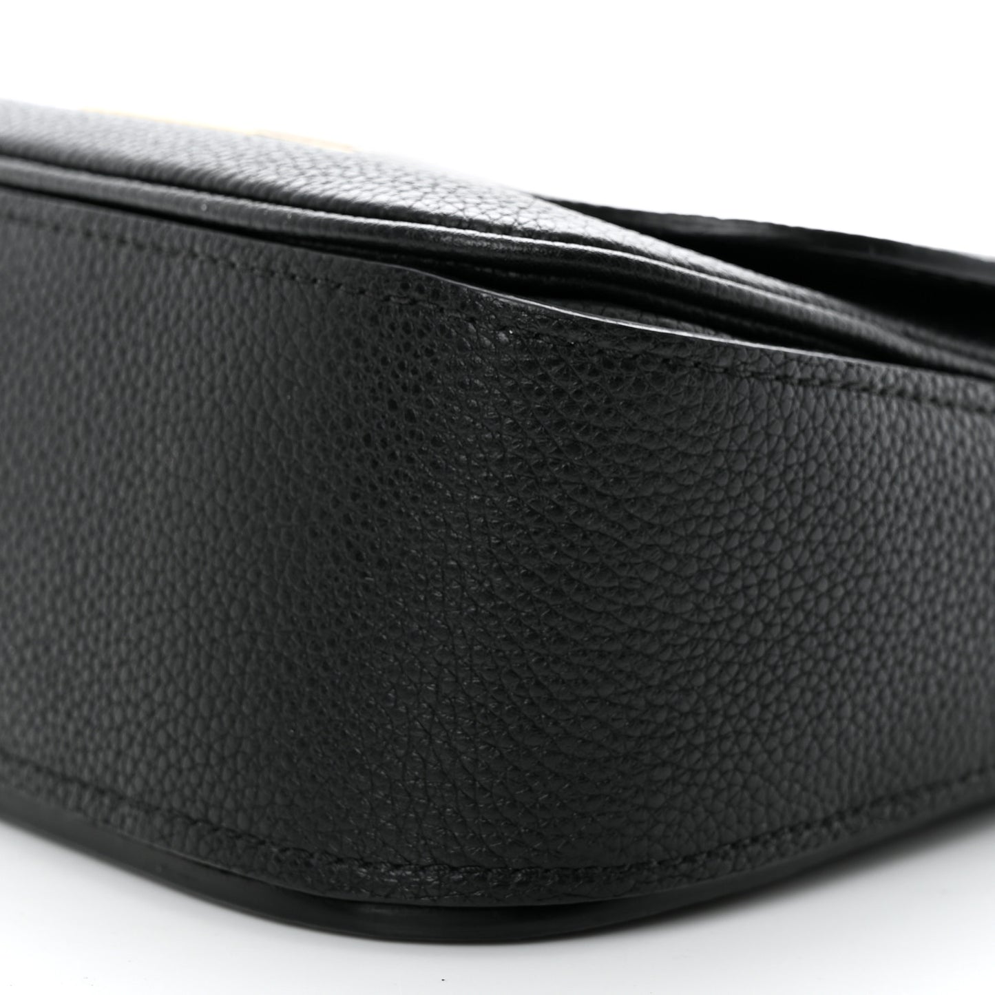 Grained Calfskin Vivienne NM Black