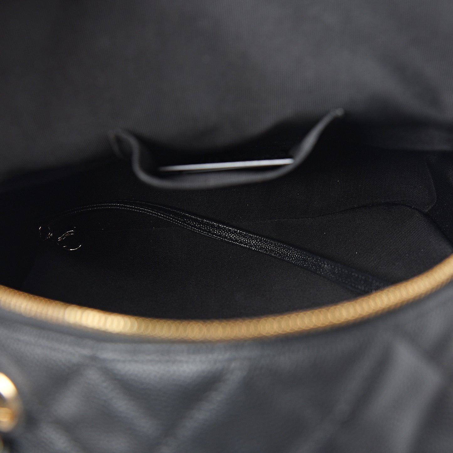Caviar Quilted Medium Zip Around Backpack Black