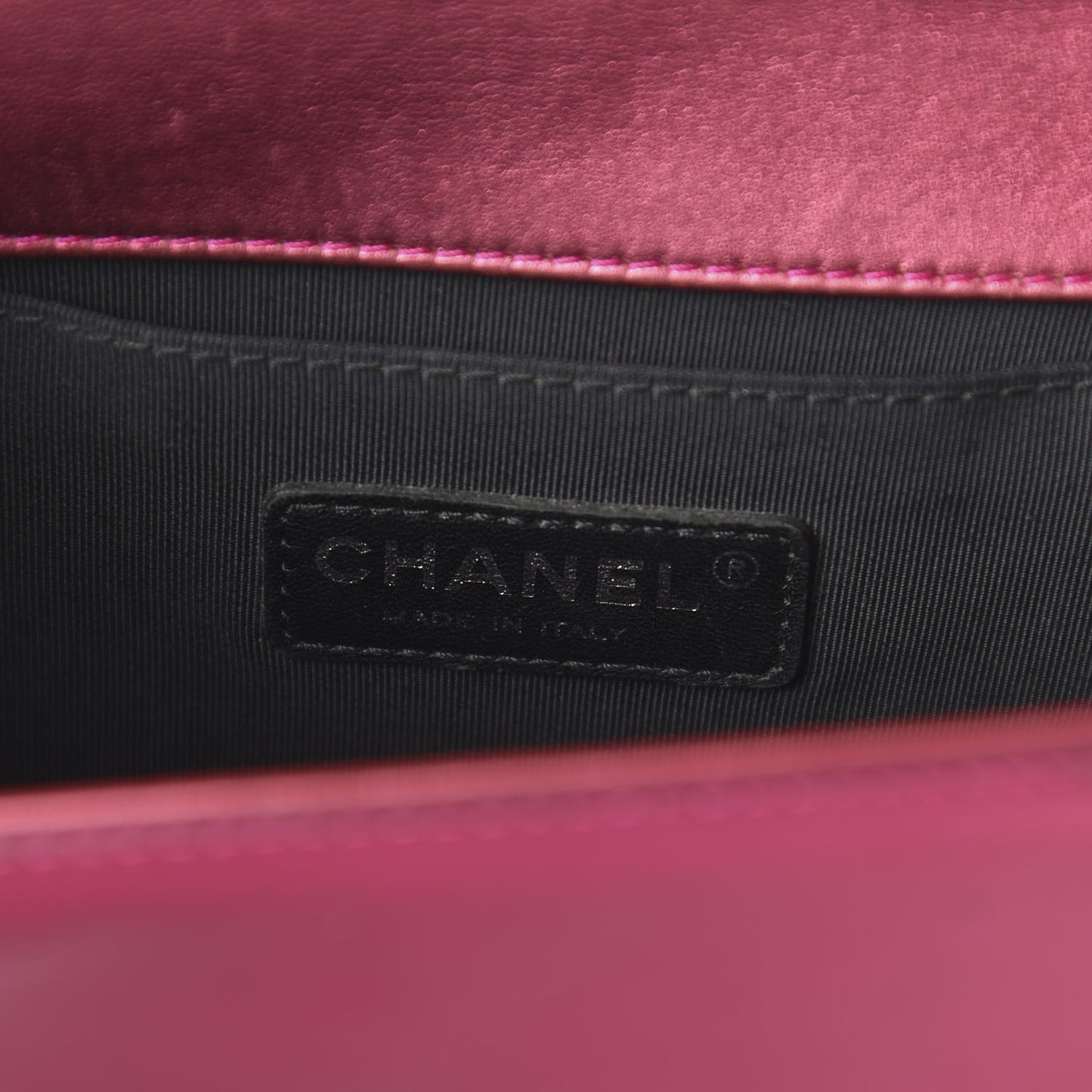 Metallic Patent Calfskin Quilted Medium Boy Flap Pink
