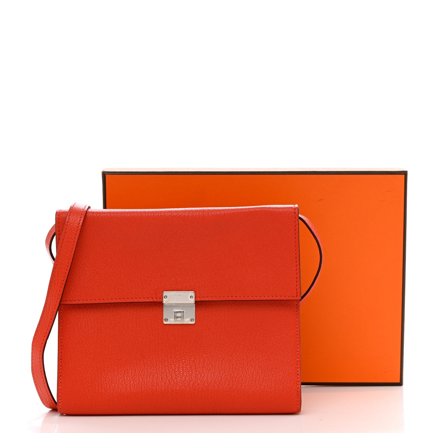 Chevre Mysore Clic 16 Wallet Rouge De Coeur