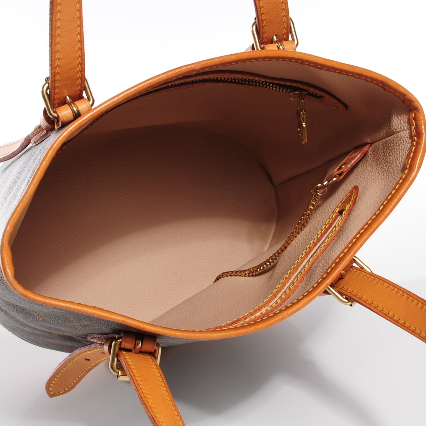 Monogram Petit Bucket 23