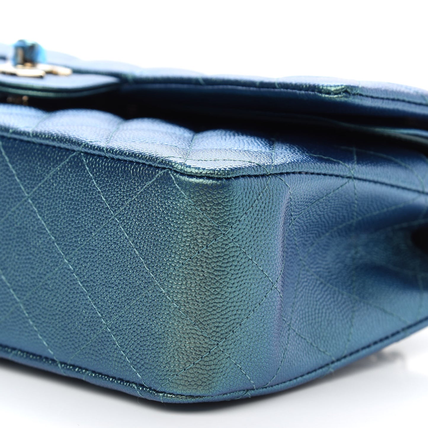 Iridescent Caviar Quilted Medium Double Flap Green