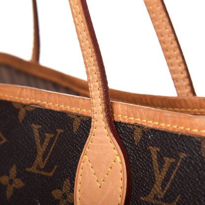 Louis Vuitton Monogram Neverfull MM 26 of 27