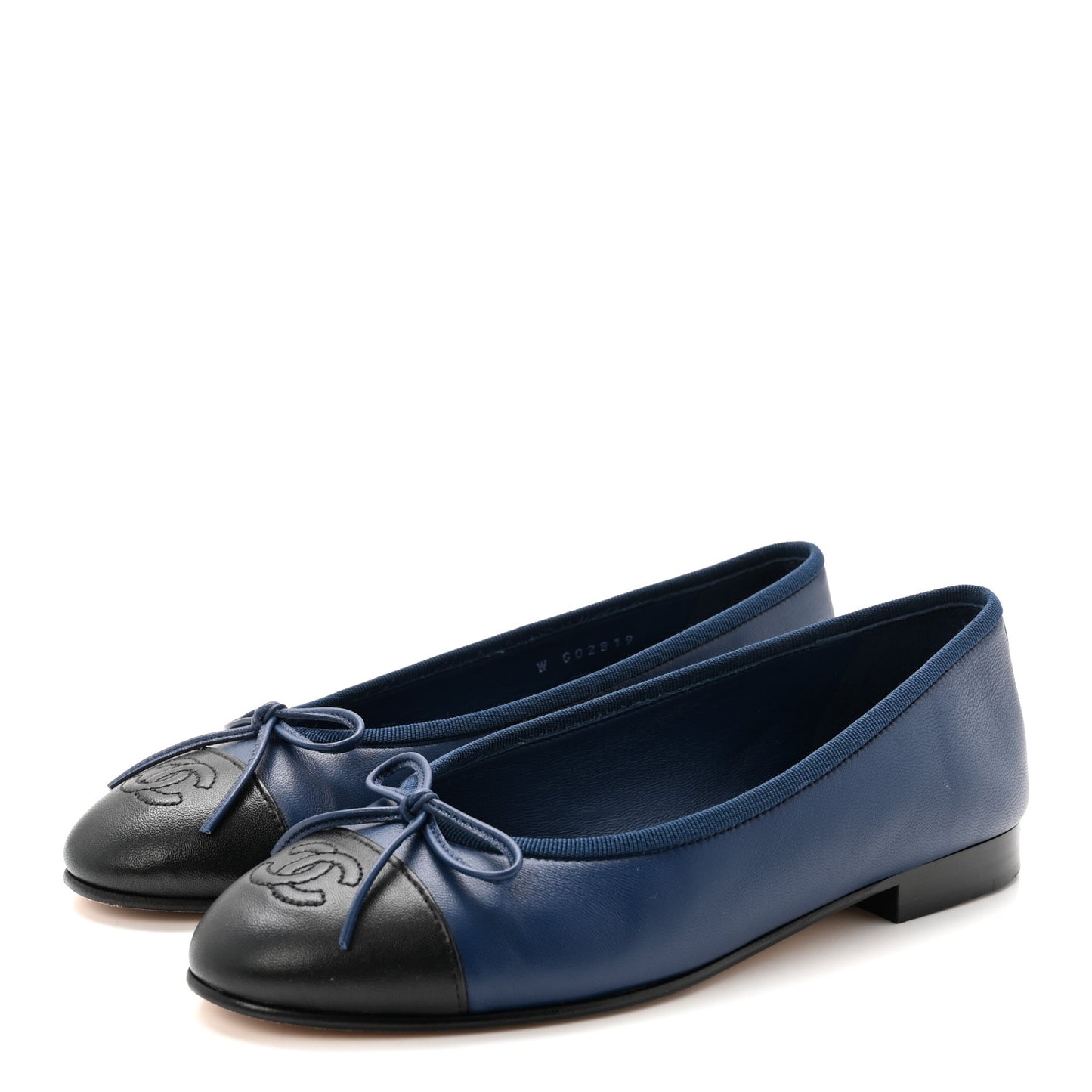 Lambskin Cap Toe CC Ballerina Flats 36 Dark Blue Black