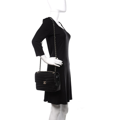 Chanel Shiny Lambskin Chevron Quilted Miroir Black 2 of 12