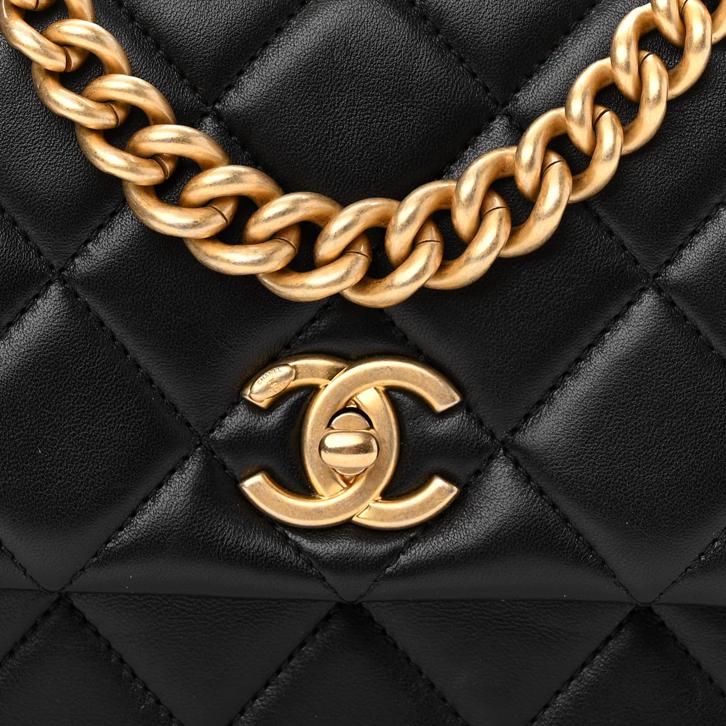 Lambskin Quilted Small Side Note Flap Black