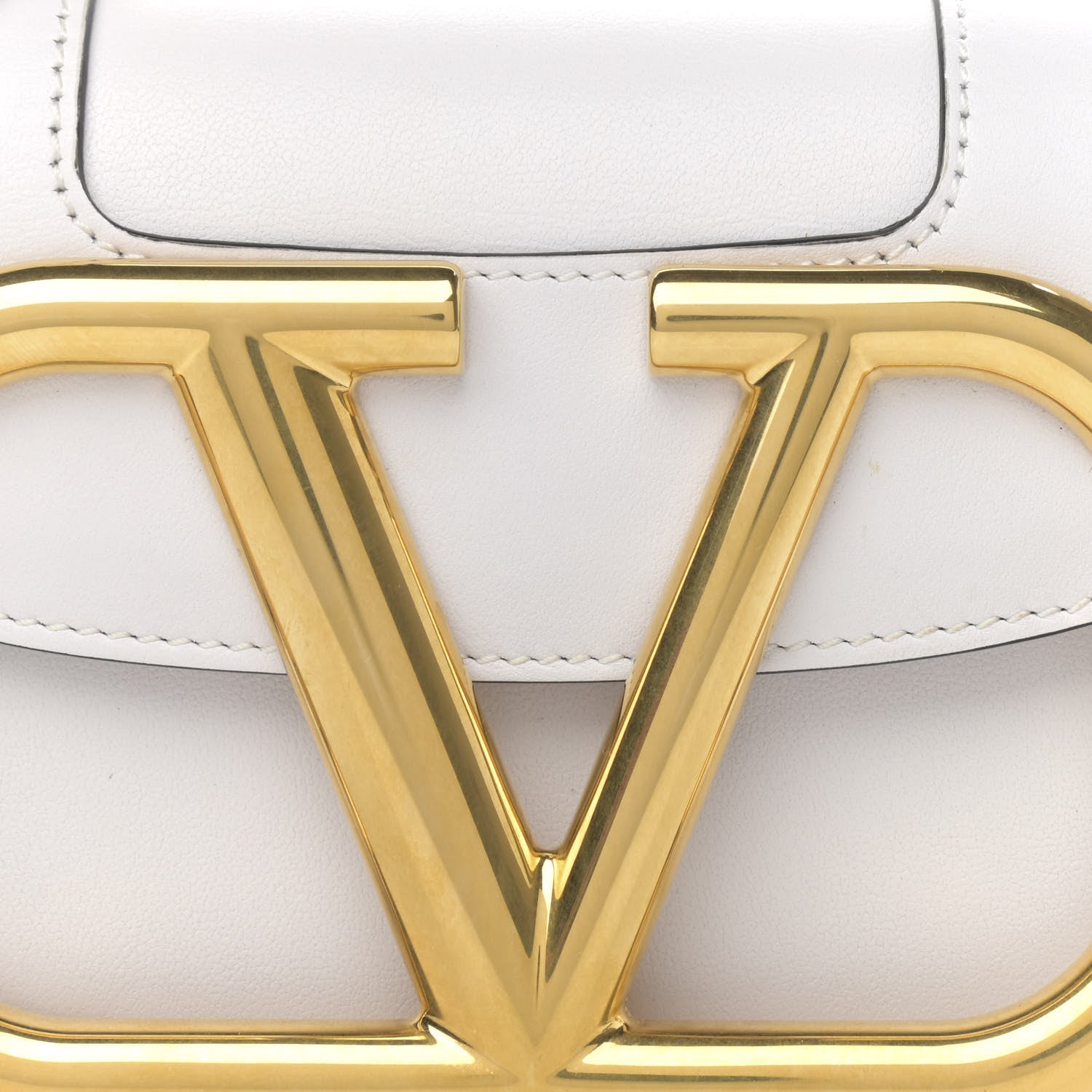 Valentino Garavani Calfskin Small Supervee Crossbody Bag Optic White 7 of 10