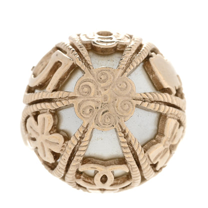 Chanel Metal Pearl Lucky Symbols Ring 53 6.5 Gold Pearly White 1 of 6