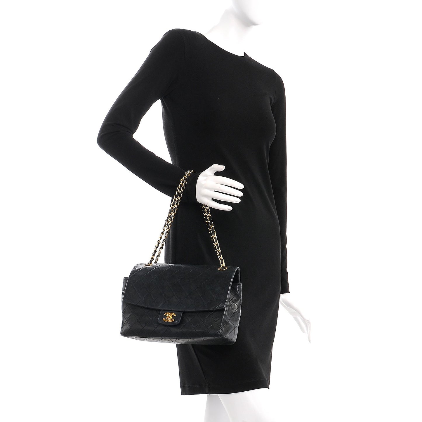 Lambskin Medium Single Flap Black