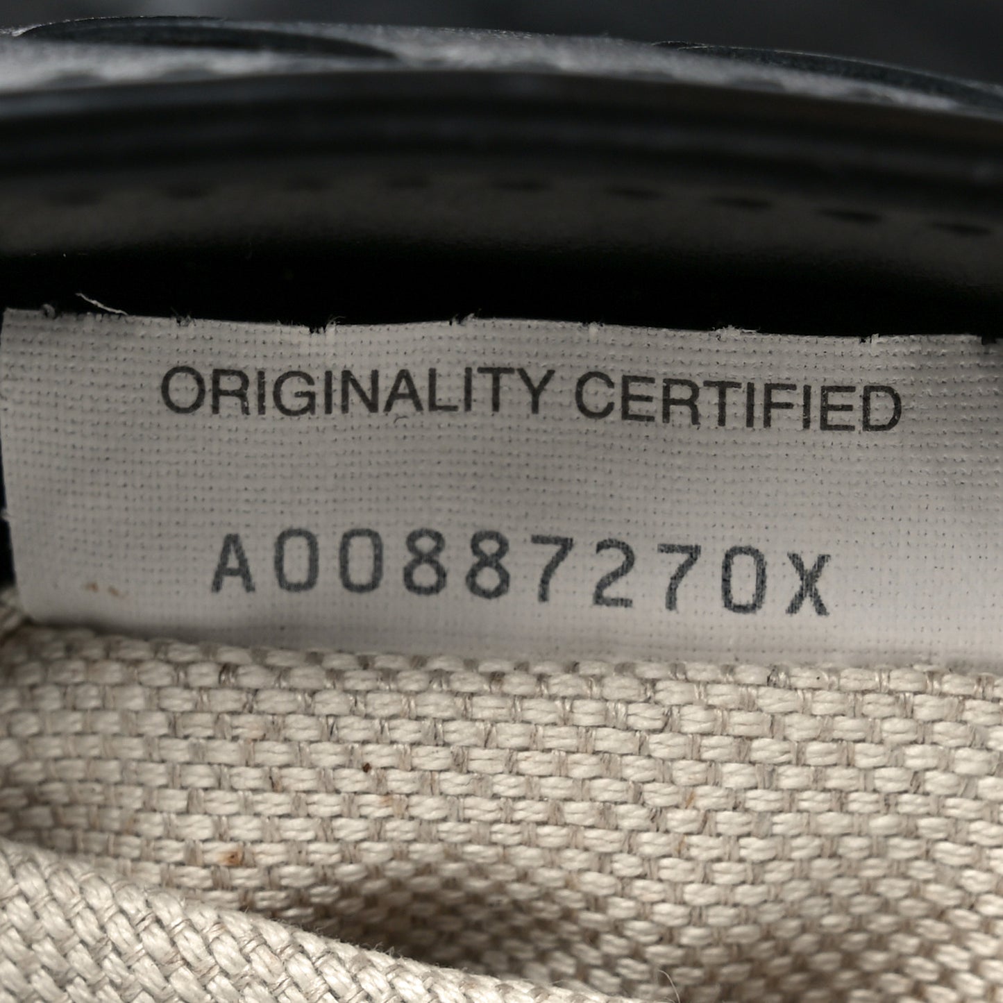 Calfskin Intrecciato Small Zipped Tote Black