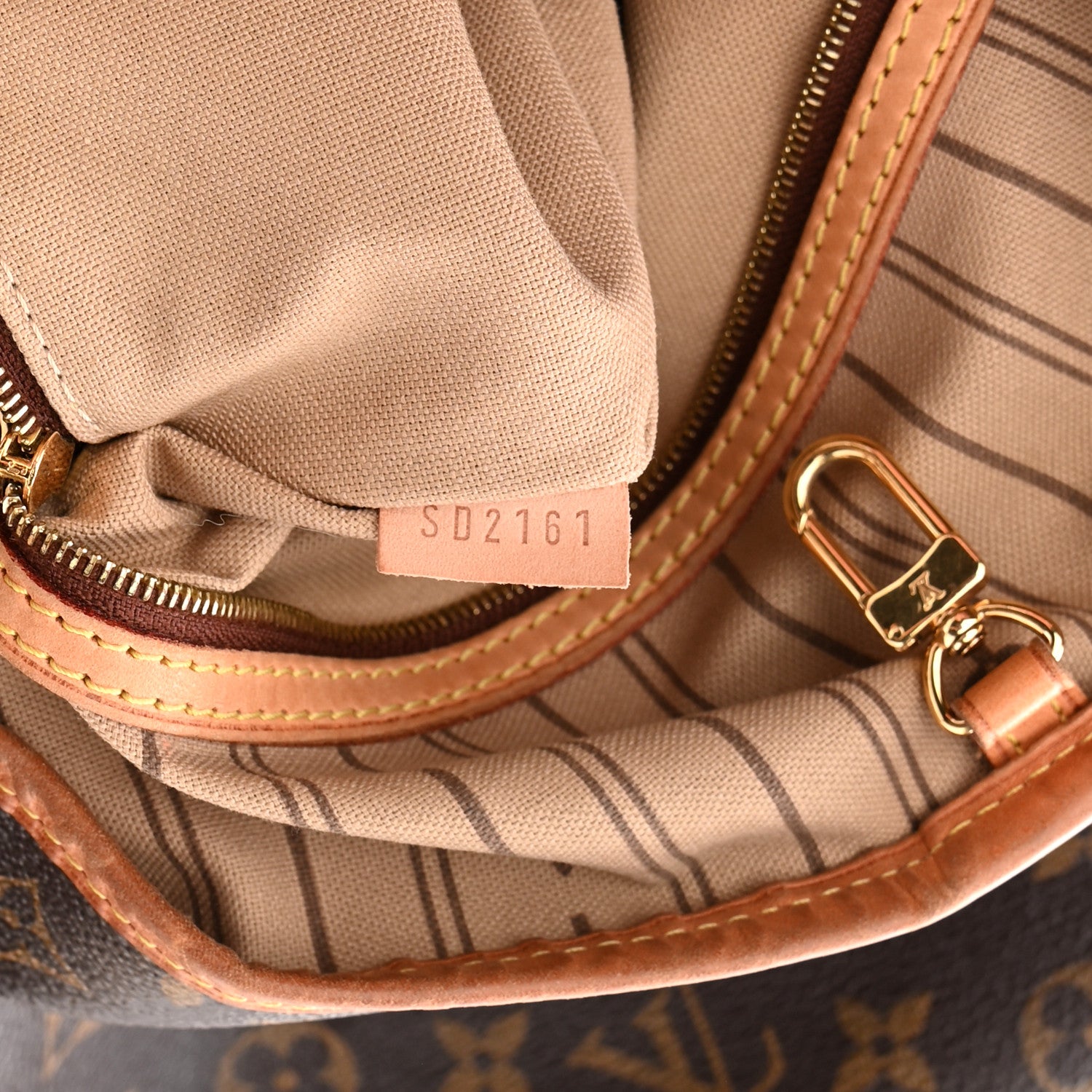 Louis Vuitton Monogram Delightful GM 6 of 10