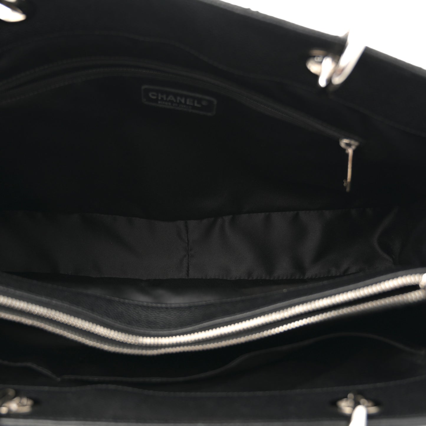 Caviar Quilted XL Grand Shopping Tote GST Black