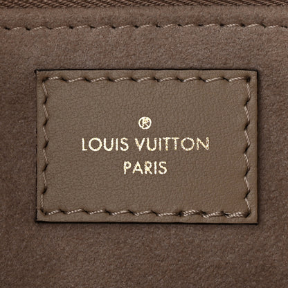 Louis Vuitton Empreinte Monogram Giant Onthego MM Tourterelle 6 of 9