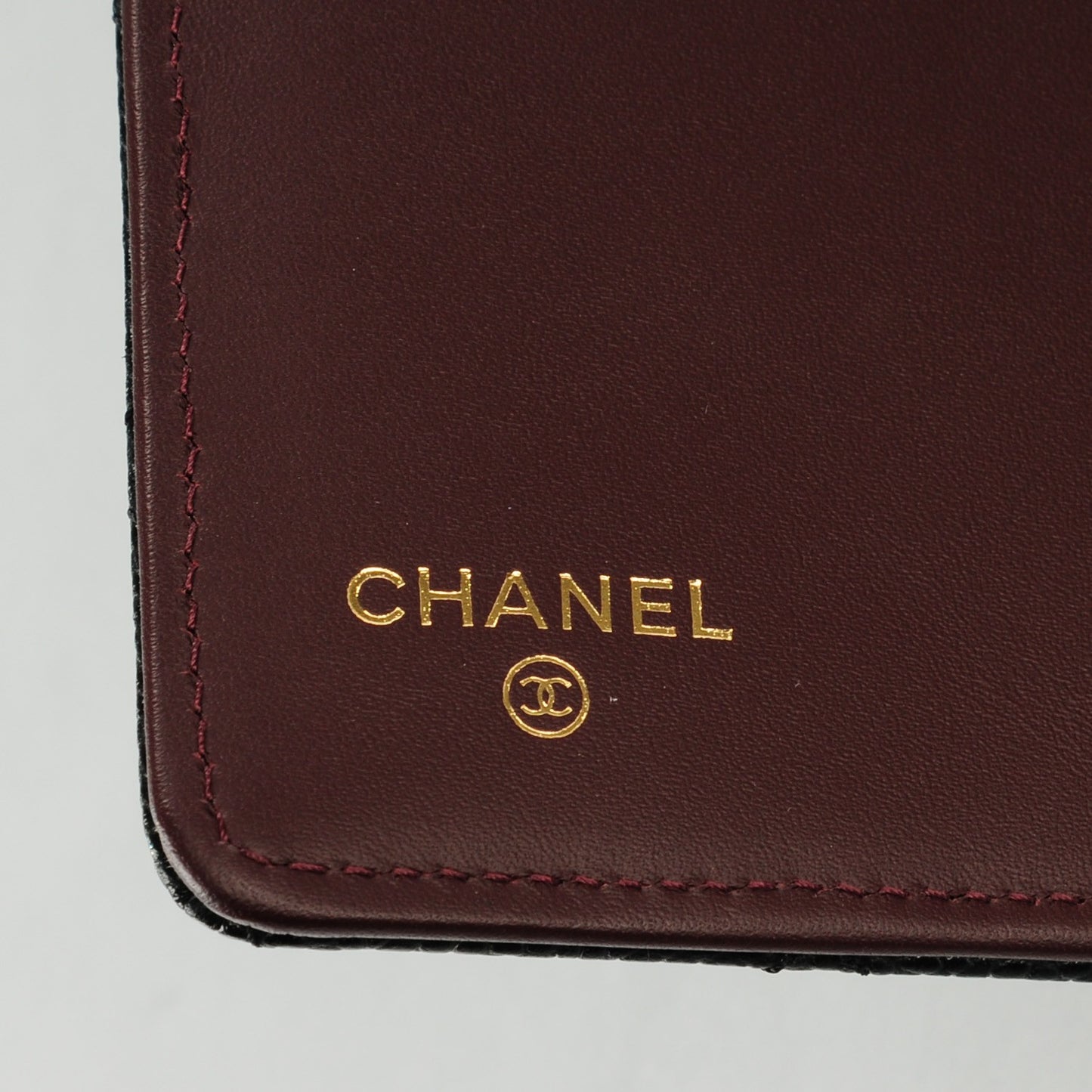 Caviar Quilted Yen Wallet Black
