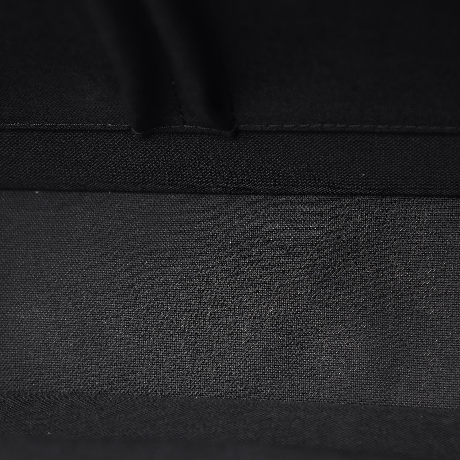 Louis Vuitton Taiga Porte-Documents Business MM Ardoise 12 of 13