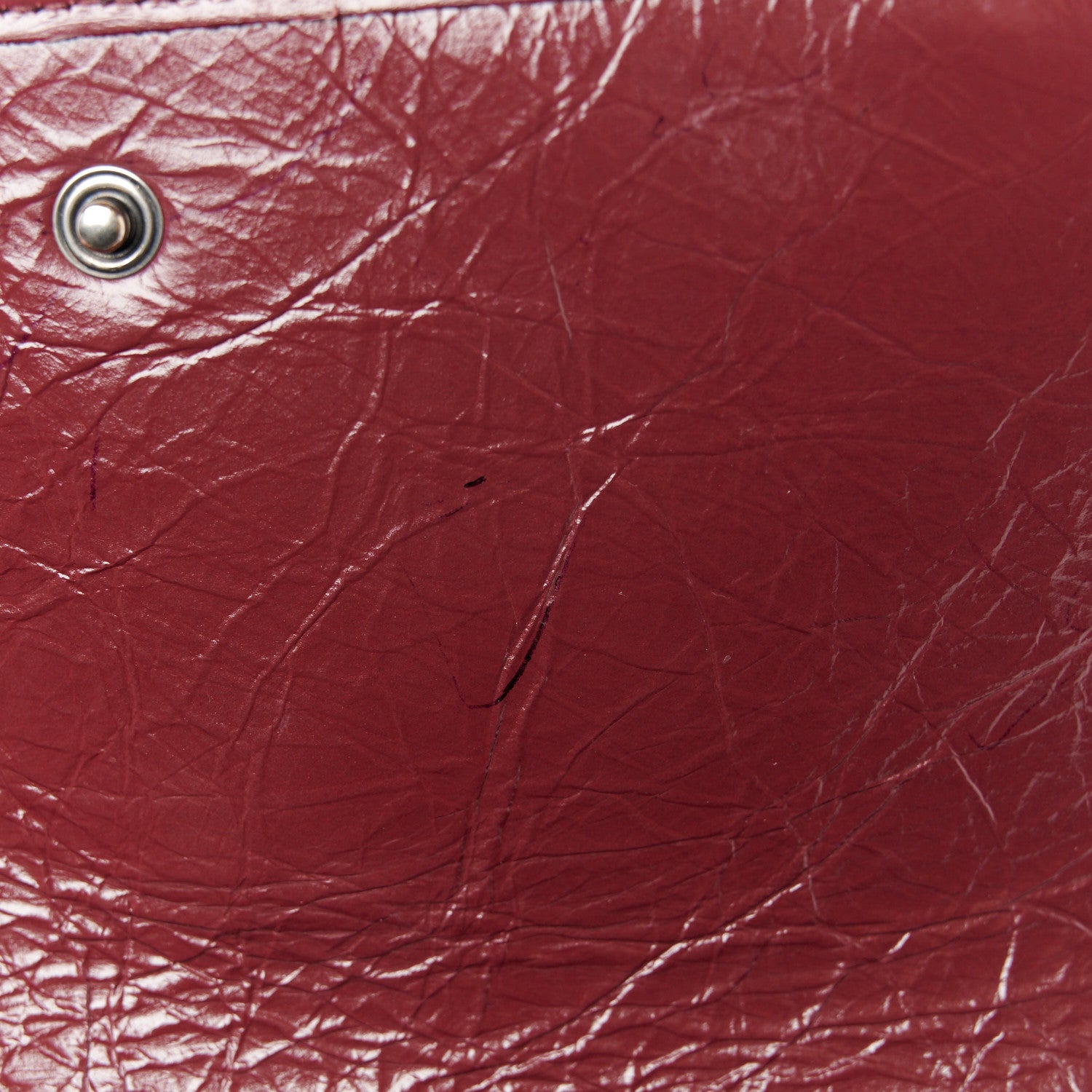 Saint Laurent Crinkled Calfskin Matelasse Monogram Niki Wallet Rouge Legion 7 of 8
