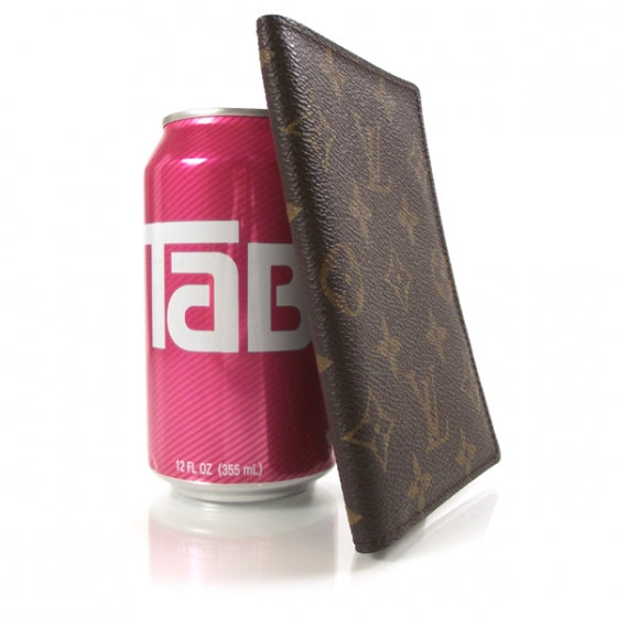 Louis Vuitton Monogram Passport Cover 3 of 7
