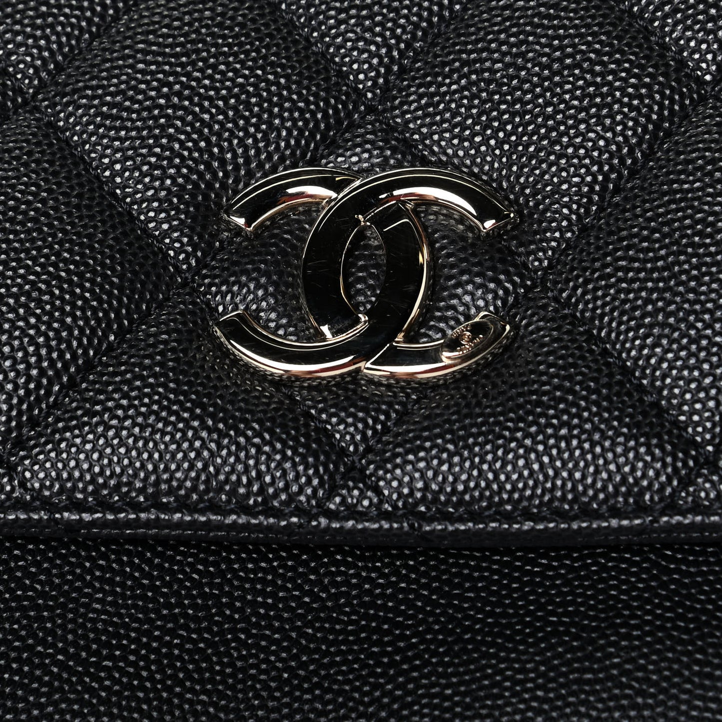 Caviar Quilted Small In & Out Camera Case Black