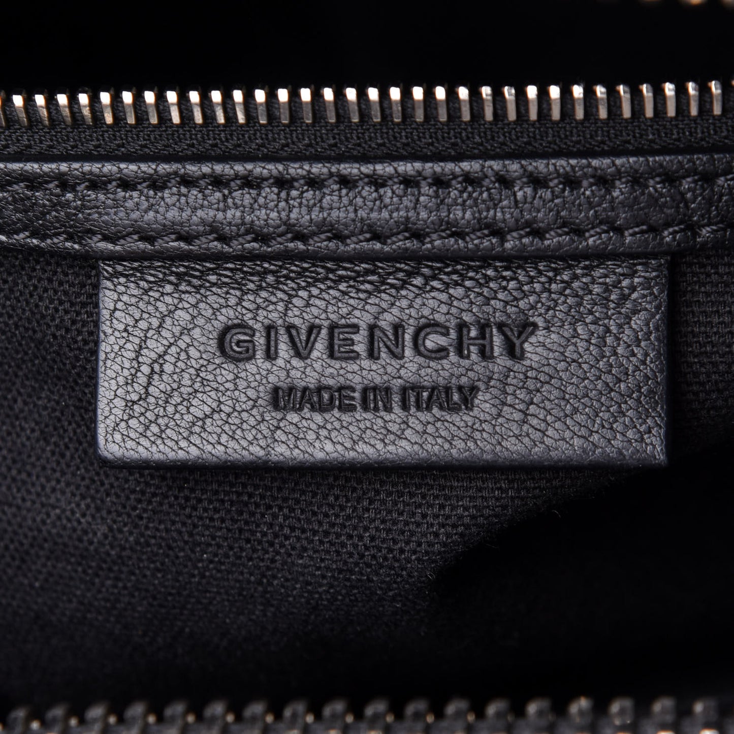 Sugar Goatskin Small Antigona Black