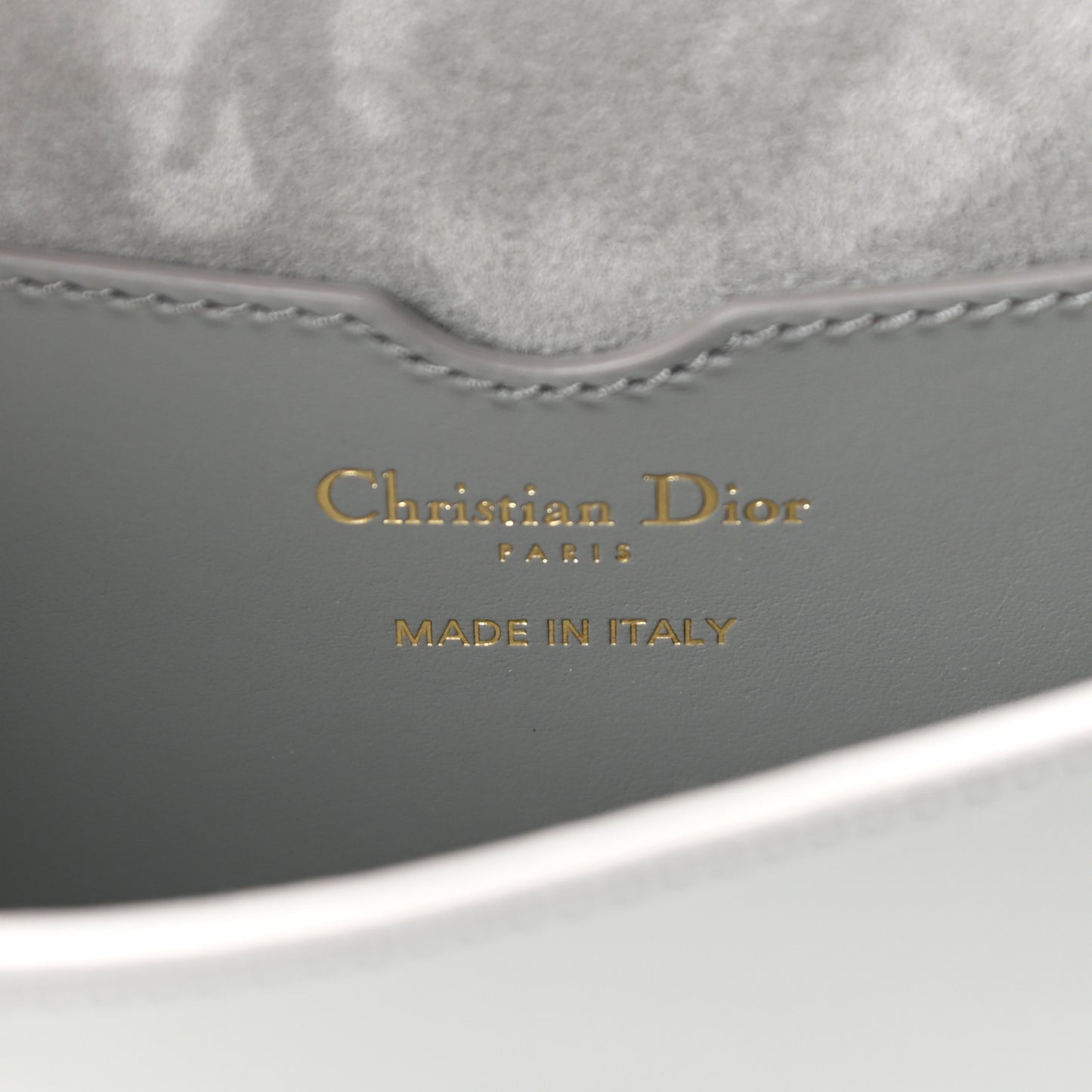Box Calfskin Medium Bobby Flap Gray