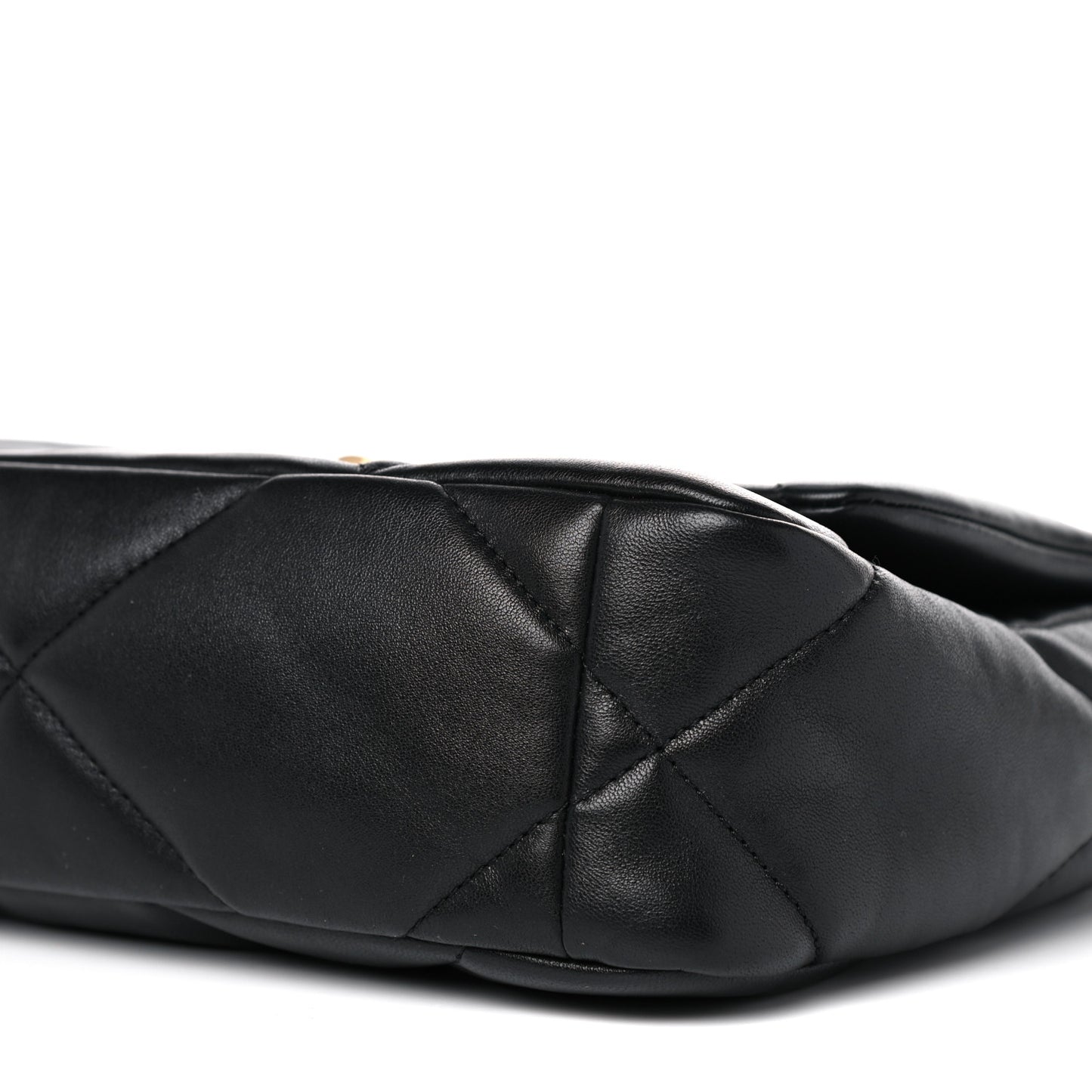 Lambskin Quilted Medium Chanel 19 Flap Black