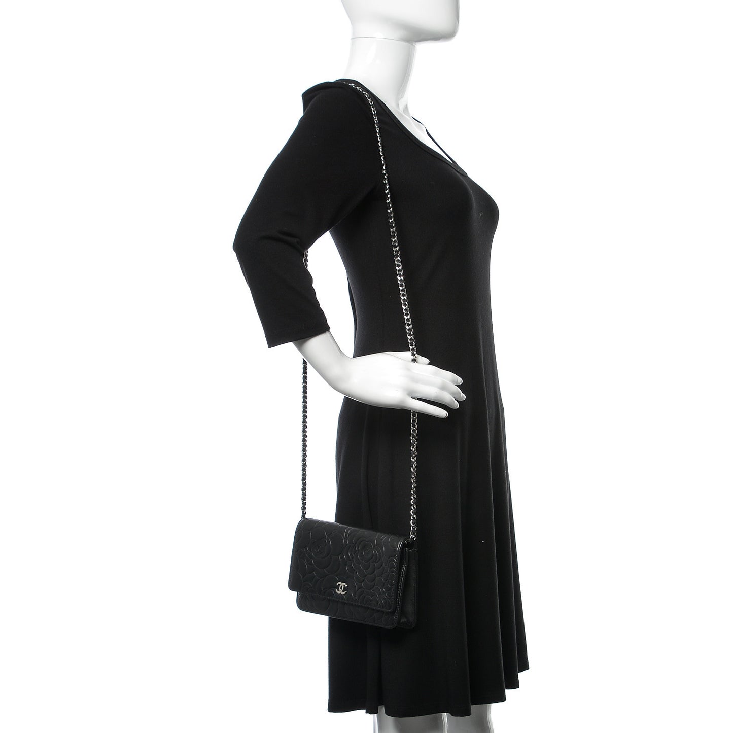 Lambskin Camellia Embossed Wallet On Chain WOC Black