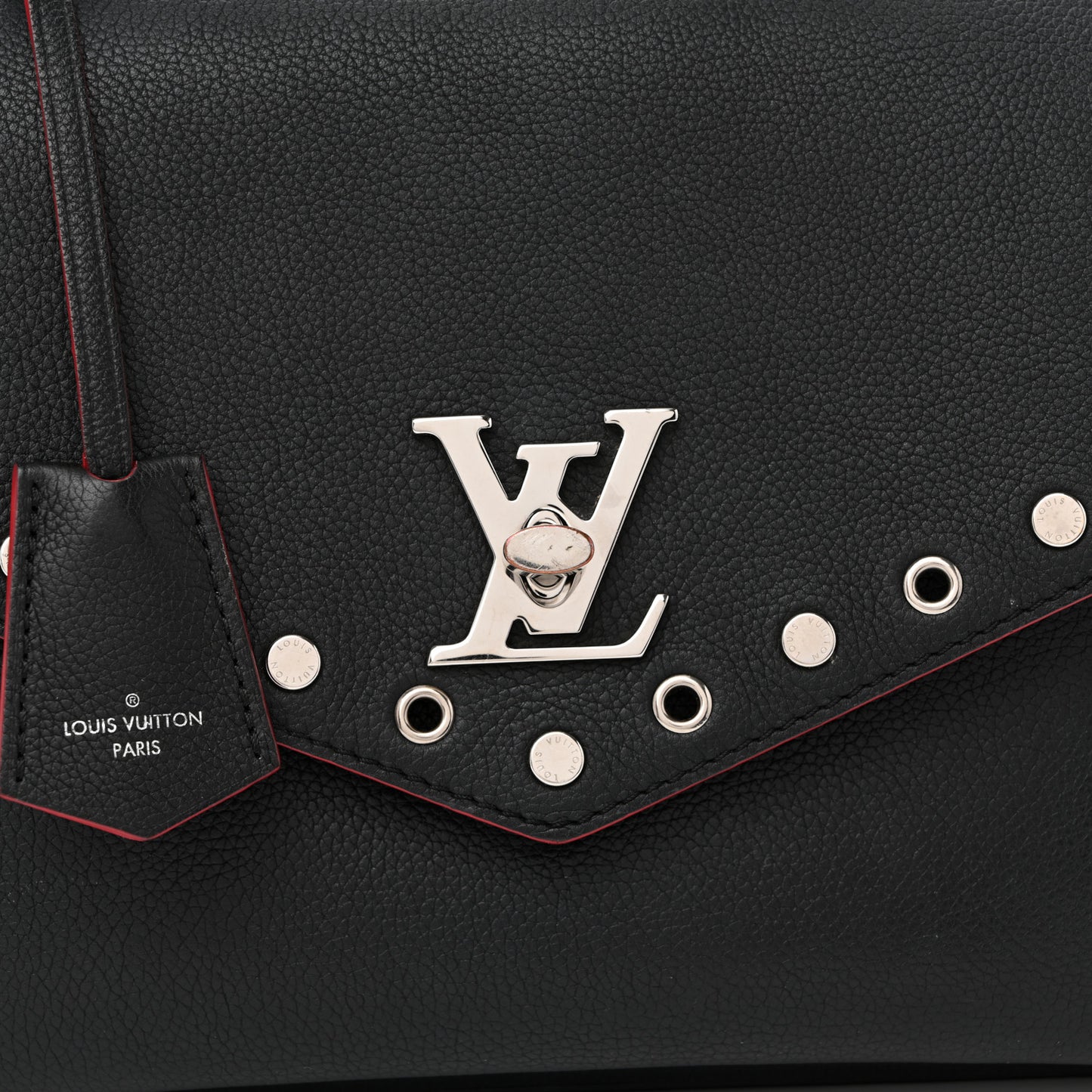 Soft Calfskin My Lockme Rivets Black