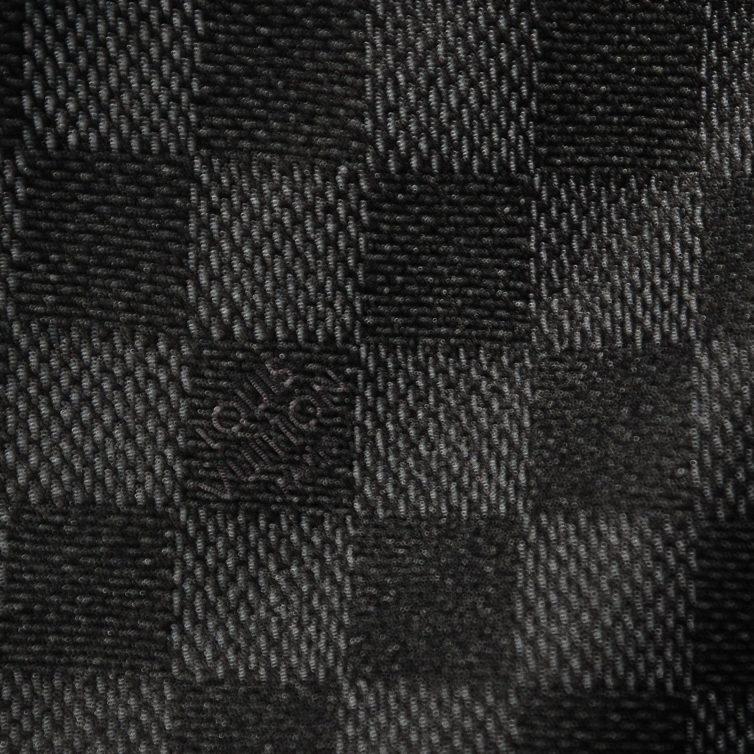 Louis Vuitton Silk Damier Classique Mens Neck Tie Black 5 of 5