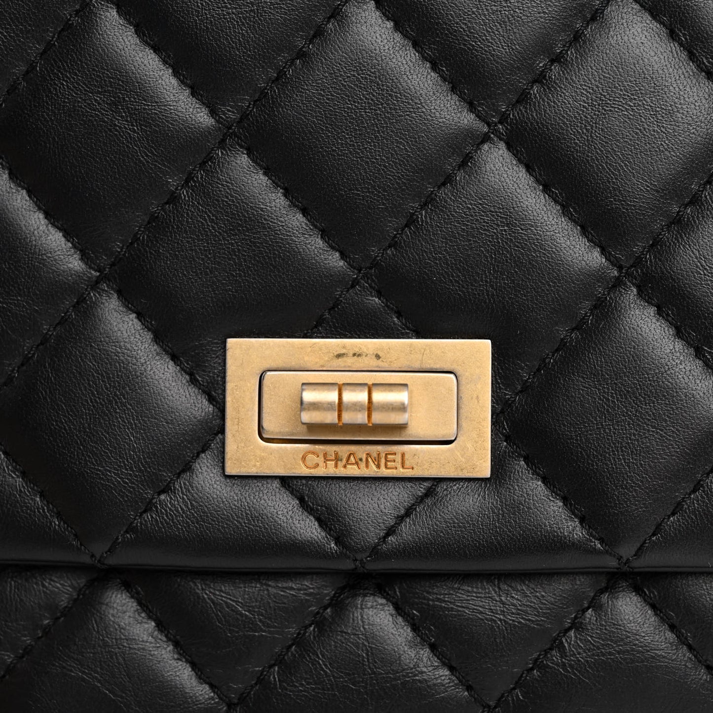 Aged Calfskin Quilted Reissue 2.55 Clutch Black