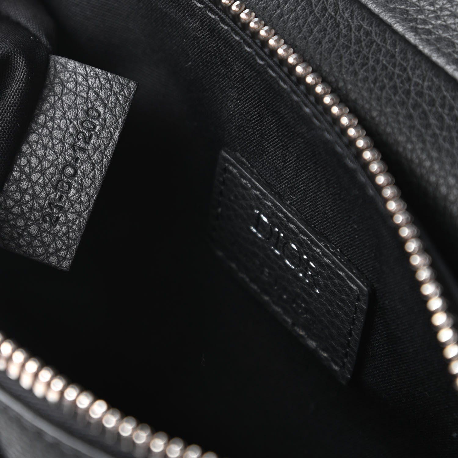 Christian Dior Grained Calfskin Mens Mini Saddle Bag Black 9 of 10