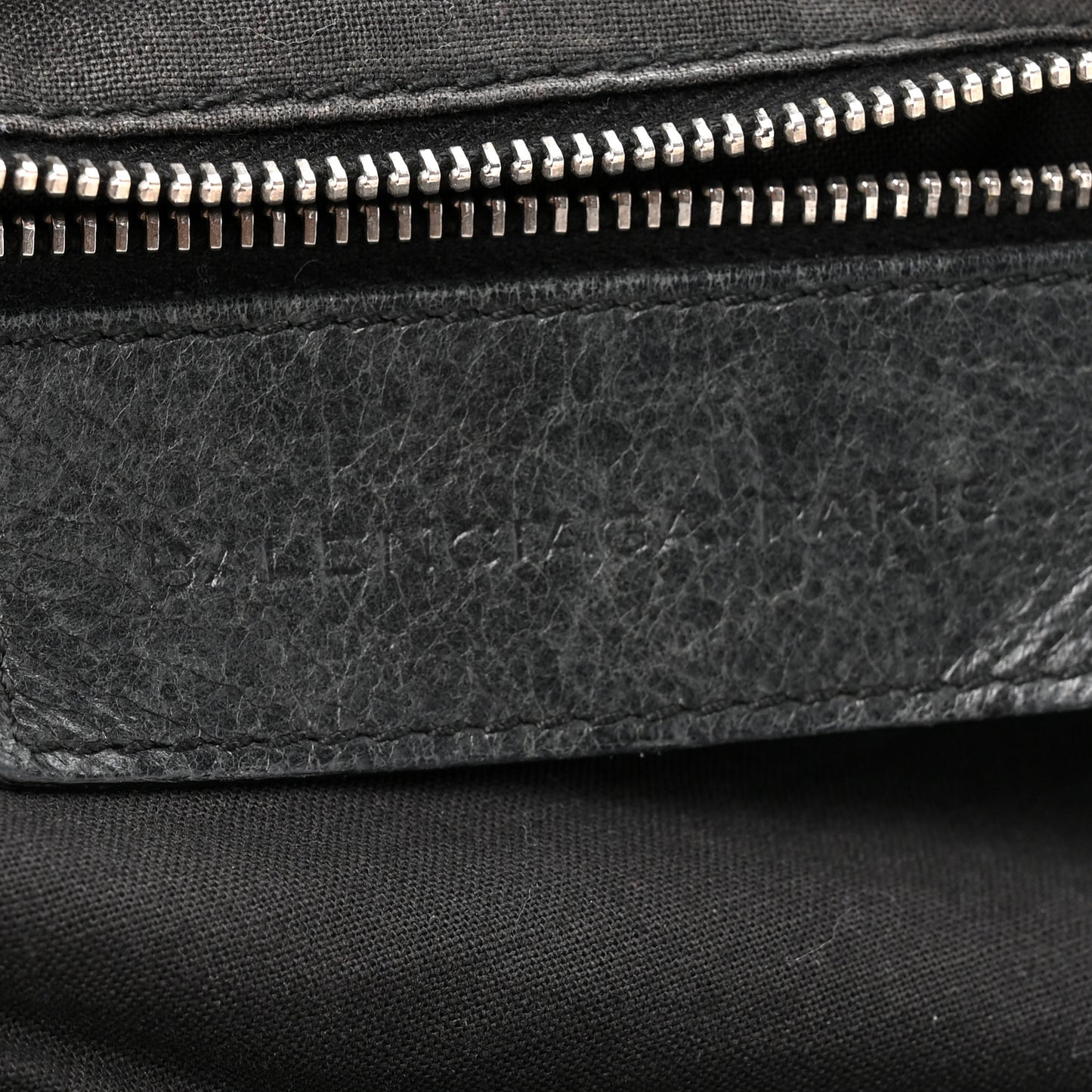 Chevre Giant 21 Silver Hardware Day Hobo Black
