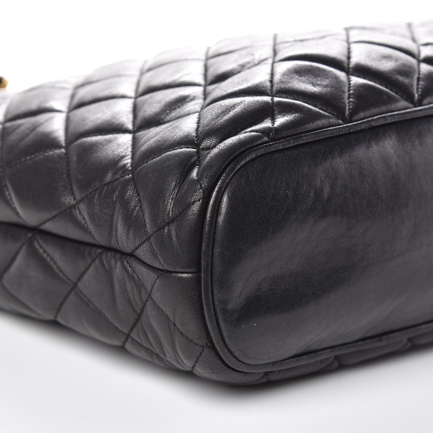 Lambskin Quilted Shoulder Bag Black