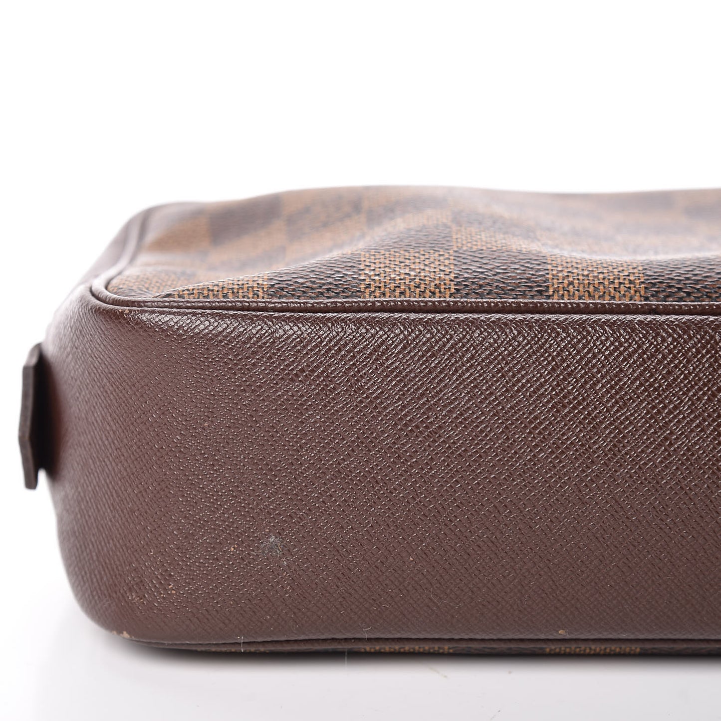 Damier Ebene Trousse Toilette 28